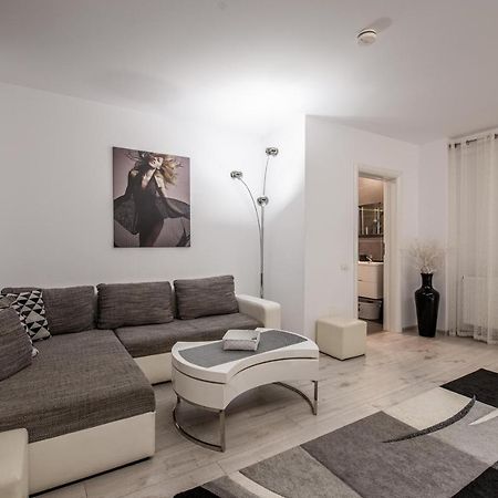 Studio Residence Militari M2 Bukurešť Exteriér fotografie