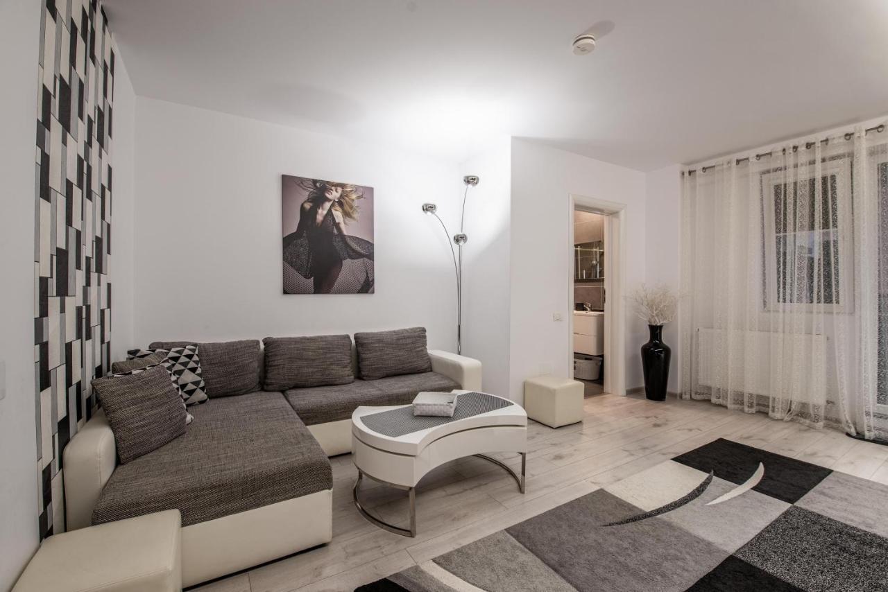 Studio Residence Militari M2 Bukurešť Exteriér fotografie